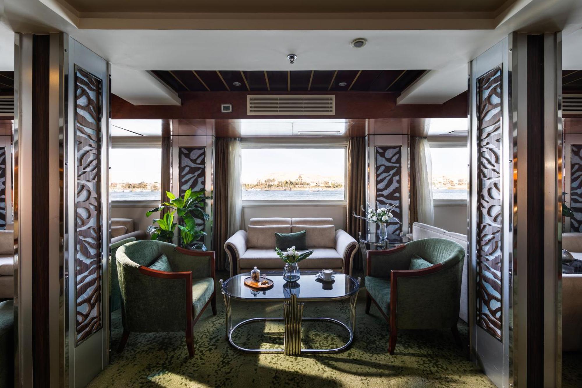 M/S Esmeralda Nile Cruise - 4 Or 7 Nights From Luxor Each Monday And 03 Nights From Aswan Each Friday Buitenkant foto